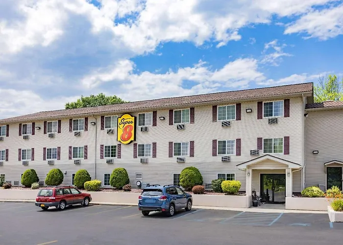 Super 8 by Wyndham Johnstown/Gloversville