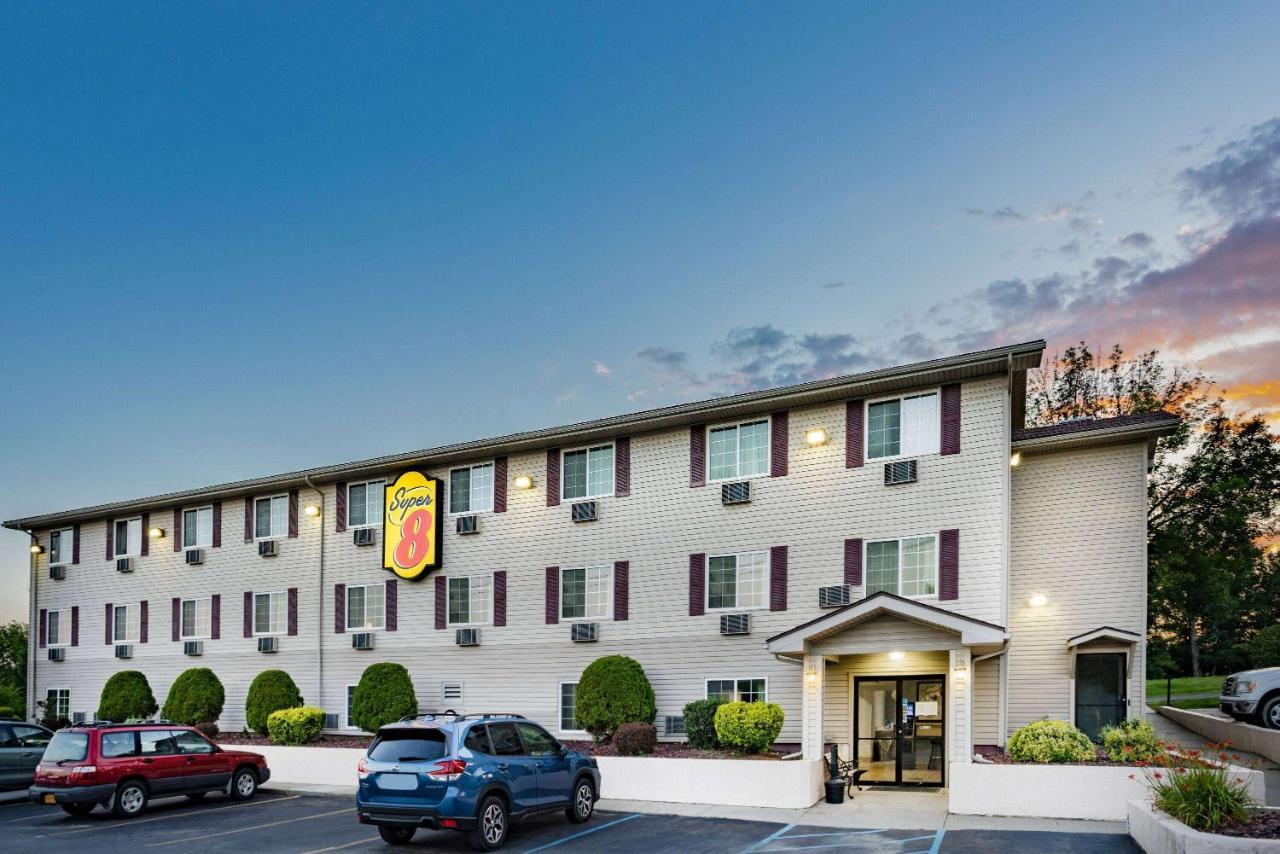 Hotel Super 8 By Wyndham Johnstown/gloversville