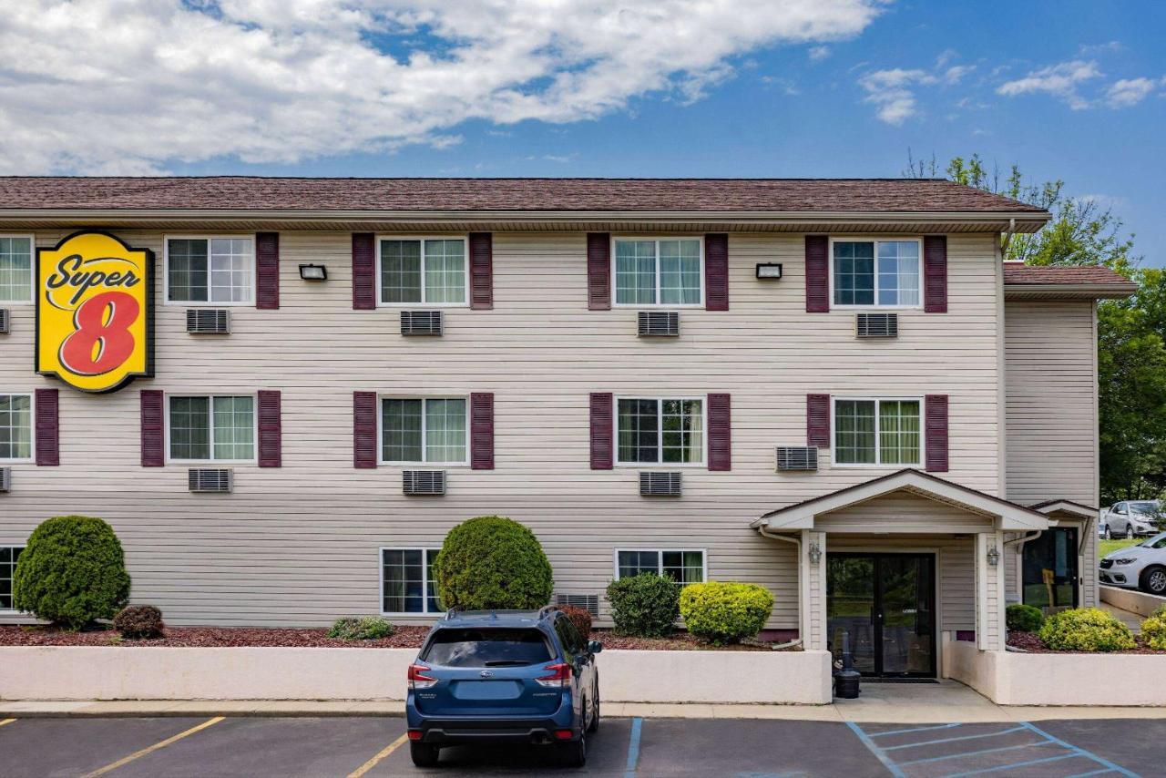 Super 8 By Wyndham Johnstown/gloversville Hotel Johnstown