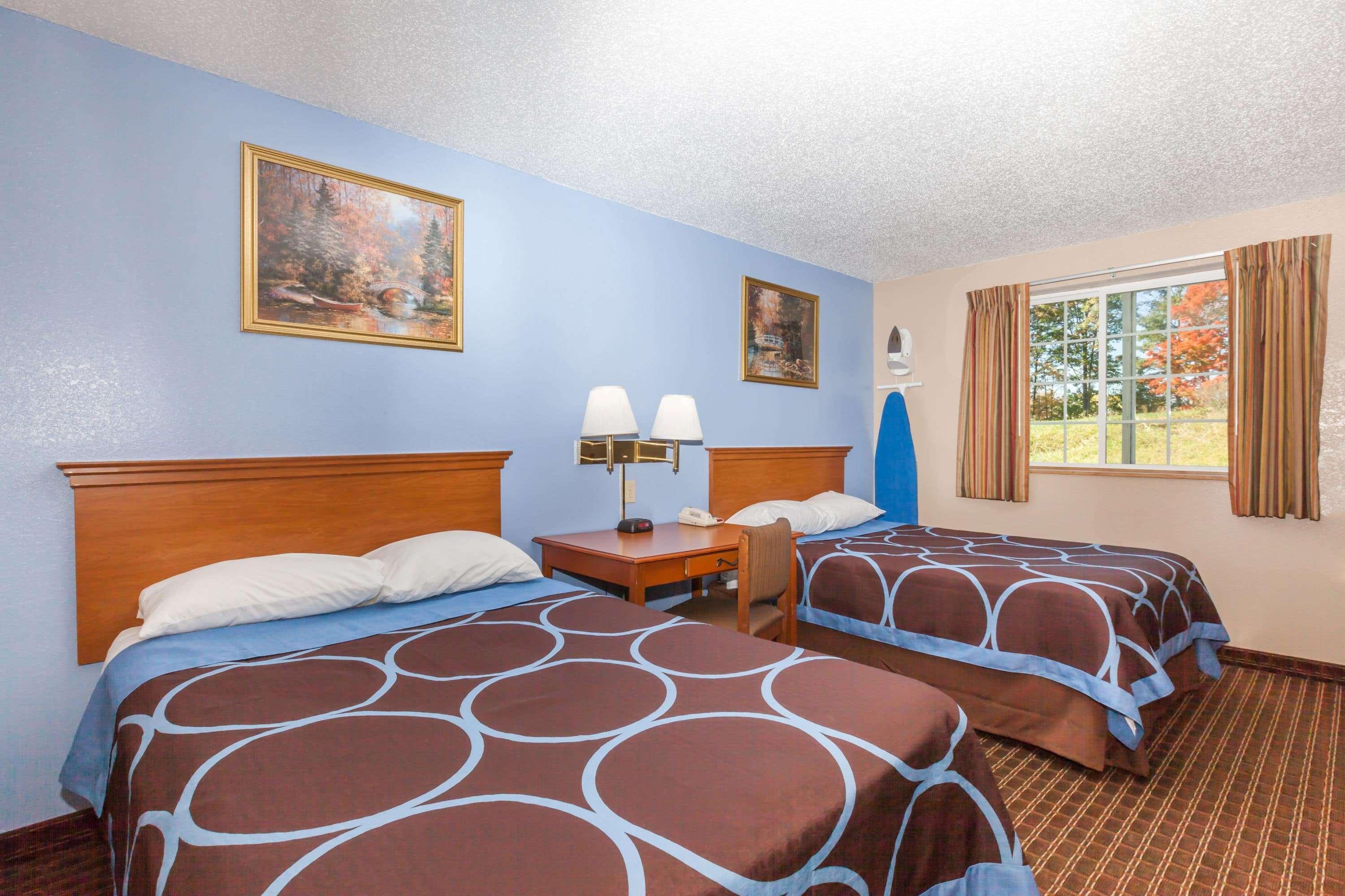 Super 8 By Wyndham Johnstown/gloversville