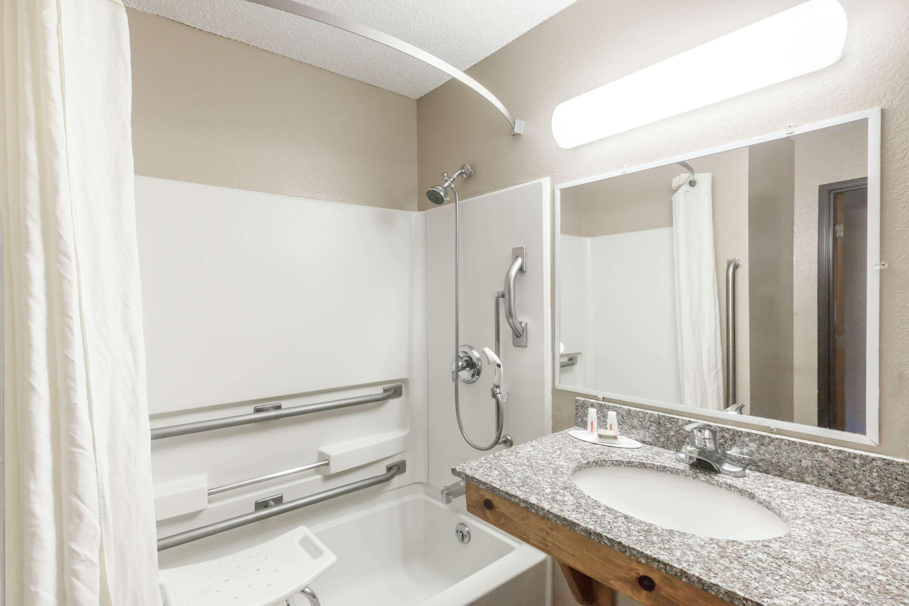 Super 8 By Wyndham Johnstown/gloversville 2* Johnstown