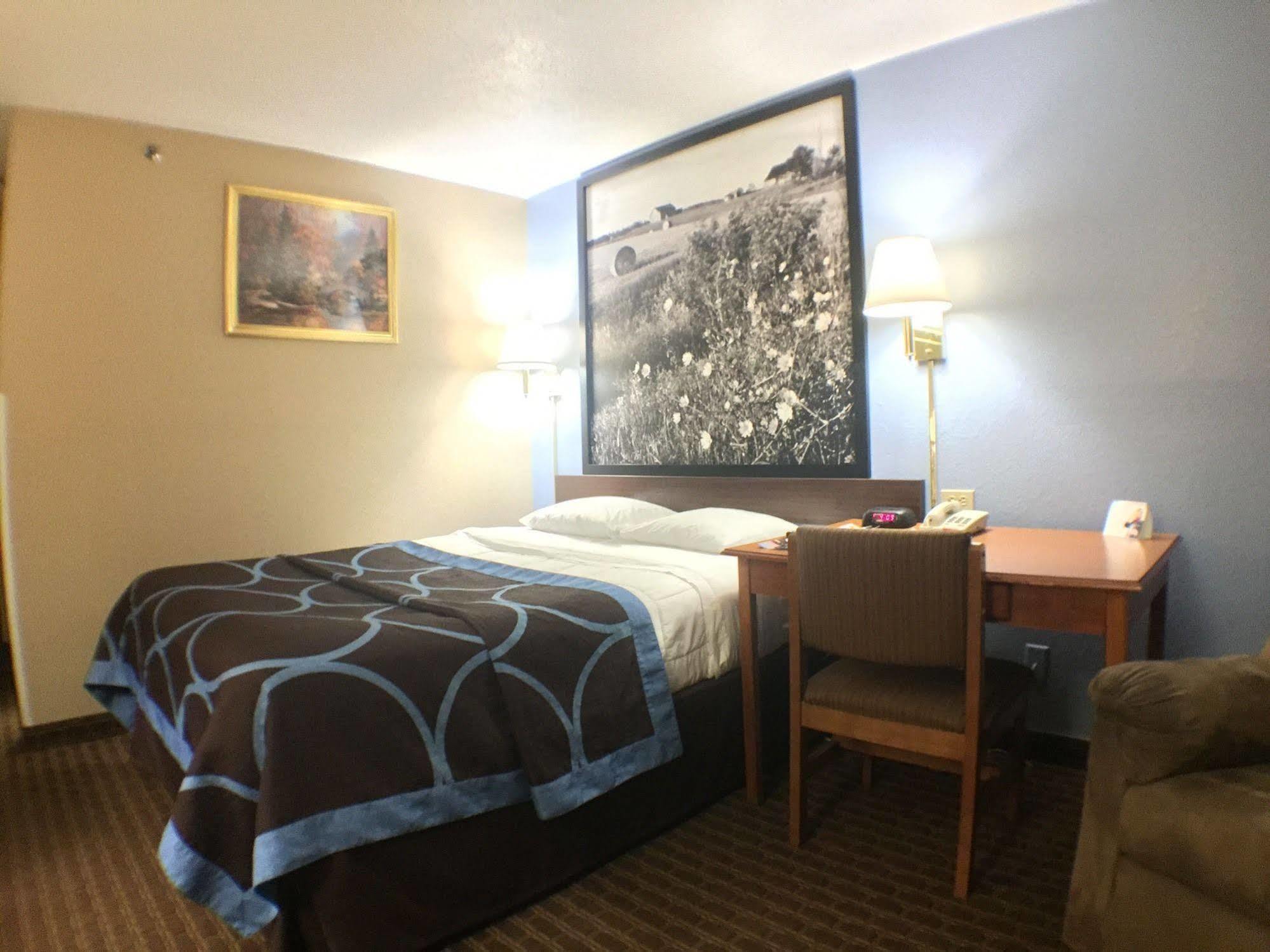 Super 8 By Wyndham Johnstown/gloversville 2* Johnstown
